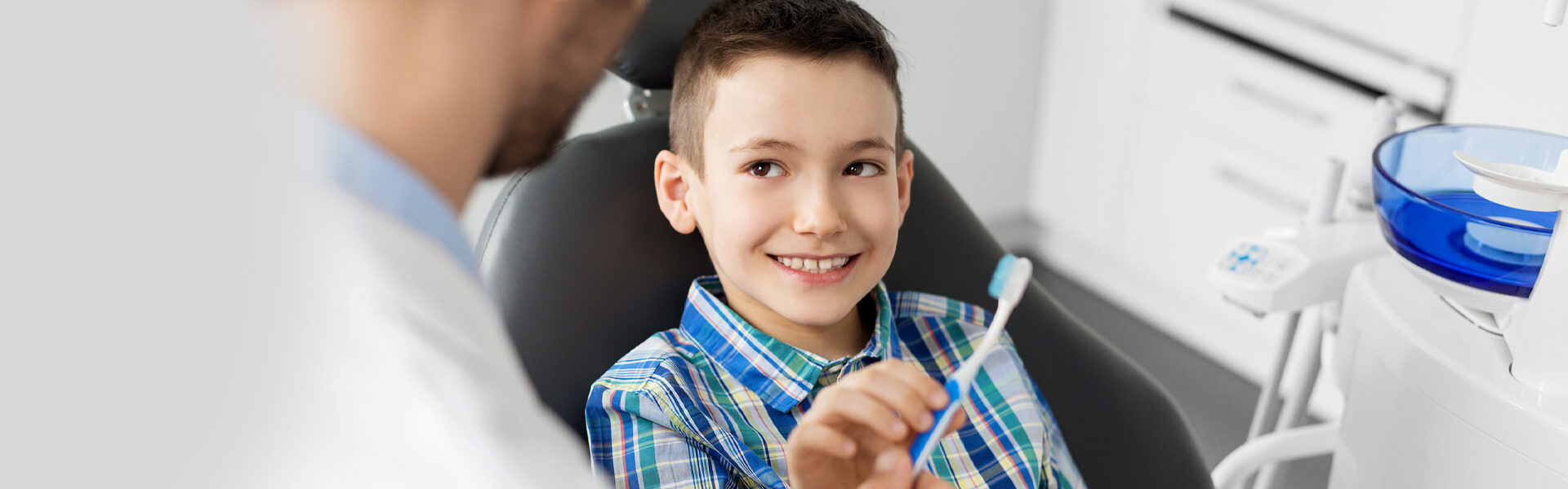 4 Oral Health Benefits of Getting Dental Sealants 