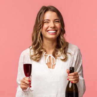 Savouring Wine without Worry: 10 Tricks to Prevent Teeth Stains