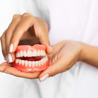 Fixed vs Removable Implant